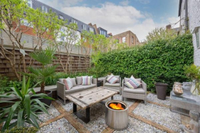 Perfect British Mews Home - Beautiful Garden